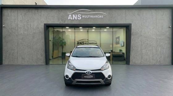 HYUNDAI HB20X 1.6 16V STYLE FLEX 4P MANUAL